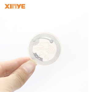 NTag Thẻ <span class=keywords><strong>Rfid</strong></span> Nhỏ 213 <span class=keywords><strong>NFC</strong></span> Có Thể In Chống Kim Loại Tùy Chỉnh 13.56Mhz ISO 14443 Cho Smart Mobile 2.5-10Cm N Tag213 - Product Image 4