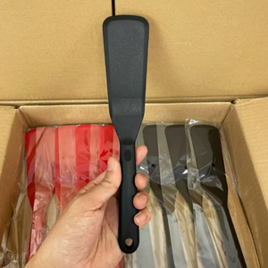 อุปกรณ์ครัวทนความร้อนขนาด 25.4*4.9 ซม. ตะหลิวซิลิโคนขนาดเล็กสำหรับทอดไข่และปลา พร้อมด้ามจับยาว ไม่ติดกระทะ - Product Image 3