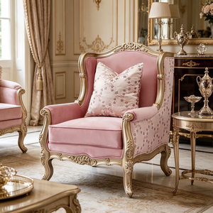 Fauteuil néoclassique de style mid-century, structure en bois sculpté de luxe, canapé en tissu rose avec accoudoirs pour salon et usage hôtelier - Product Image 4