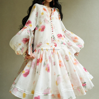 Robe Courte Décontractée Bohème à Col en V Personnalisé en Mousseline d'Été avec Manches Bouffantes Longues et Volants Imprimé Floral pour Femme