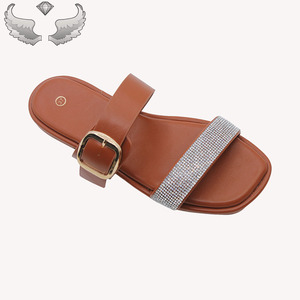High-quality Fashionable Lightweight Private Label Sandals and slippers Outdoor Ready to Ship Inventory Wholesale Women Sandals - Product Image 4