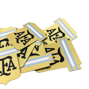 Écussons tissés découpés au laser de formes variées, brodés à haute densité de points, avec design personnalisé - Product Image 2