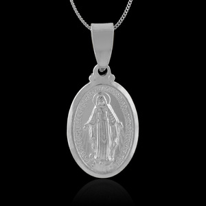 Colgante de la Virgen María Chapado en Oro de 18k, Joyería Cristiana, Medalla con Cruz, Collar con Colgante y Servicio de Grabado Gratuito - Product Image 2