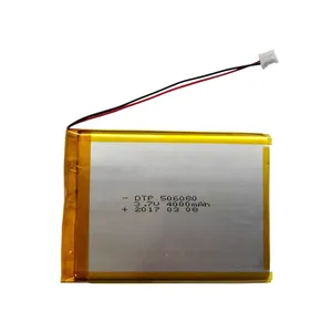 Batteria ai polimeri di litio ad alto ciclo NCM 3.7v 3000mah 456080 batterie prismatiche agli ioni di litio ai polimeri di litio BMS Pouch Li-po Cell