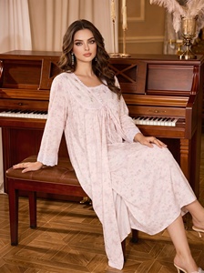 Pijamas Musulmanas de Satén de Talla Grande, Suaves y Elásticas, Ropa de Casa de Talla Grande para el Medio Oriente - Product Image 5