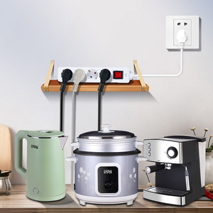 Regleta de Enchufes Winning Star con 3 Tomas, 2 Puertos USB, Cable de 2 Metros y Función de Seguridad para Uso Doméstico - Product Image 2