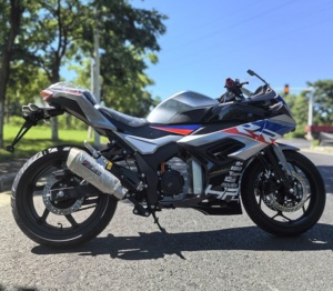 Motocicletas Deportivas de Alta Potencia con Motor Central de 7000W, Velocidad Máxima de 160km/h, Motocicletas de Litio - Product Image 3