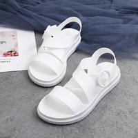 Vente en gros de chaussures décontractées unies assorties pour femmes étudiantes et adolescentes pantoufles multifonctionnelles sandales bon marché