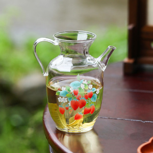กาน้ำชาแก้วสำหรับชงชาเย็น พร้อมที่กรองชา ลายสตรอว์เบอร์รี ภาชนะคริสตัลโบโรซิลิเกตคุณภาพสูง สำหรับชาเย็น ใช้สำหรับตั้งแคมป์และกิจกรรมกลางแจ้ง - Product Image 3
