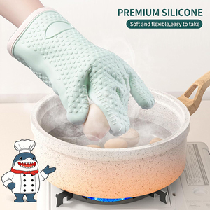 Sarung Tangan Oven Silikon Tahan Panas Sarung Tangan Dapur Anti Selip Motif Hati Lima Jari untuk Memanggang BBQ Memasak dengan Tali Gantung - Product Image 3