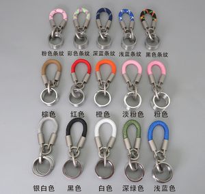Porte-clés mousqueton en cuir PU coloré personnalisé, petit, en métal, avec plusieurs anneaux et boucle à ressort - Product Image 5