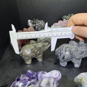 Kindfull bán buôn hỗn hợp pha lê voi khắc thủ công tinh thần chữa bệnh tinh thể khắc cho trang trí nội thất - Product Image 5