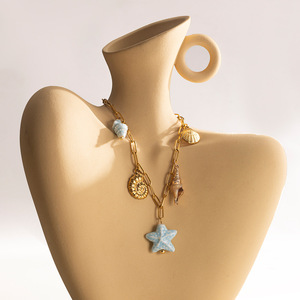 Collana di stelle marine e cavalluccio marino in ceramica dipinti a mano in acciaio inossidabile delicato catena di clavicola gioielli artigianali oceanici da donna - Product Image 4