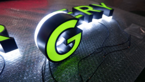 Luz Led 3D Tienda de letras iluminadas Logotipo 3D Letrero de letras Letrero de acrílico Letras de luz LED Letrero de oficina electrónico LED de interior - Product Image 2