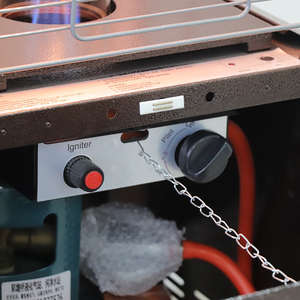 Calentador de Patio de <span class=keywords><strong>Gas</strong></span> piramidal especial de Venta caliente con vista de fuego Real, <span class=keywords><strong>estufa</strong></span> de calefacción de Material de acero Exterior antiescaldado - Product Image 6