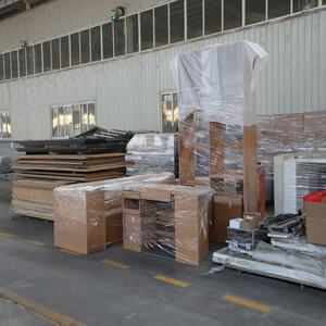 Dalles de sol modulaires emboîtables en fibre de verre pour protection du gazon, pour tentes événementielles portables et sols de camping - Product Image 2