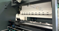 Presse plieuse CNC entièrement automatique BOST Netherlands Delem DA-53Tx pour tôles métalliques, machine à plier l'acier, cylindres servo 15 kW SS