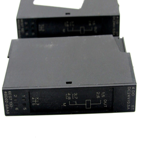NUOVO LOTTO di <span class=keywords><strong>2</strong></span> MODULI DI USCITA 6ES7132-4BD02-wbr0AA0 6ES71324BD020AwbrA0 - Product Image 1