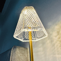 Kabelloses Design für Elegante Wohnambiente USB-Betriebene Dimmbare Gold-Kristall Tischlampe Fabrik Mode Großhandel