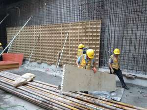 Coffrage en plastique léger de qualité supérieure, réutilisable 200 fois, design moderne, pour murs, colonnes, dalles, travaux de construction en béton - Product Image 6