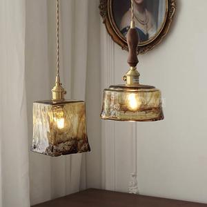Lustre en verre et laiton rétro nordique, éclairage créatif unique pour maisons d'hôtes, bars, restaurants, chambres, cafés, alimentation CA - Product Image 3