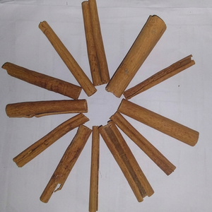 Nouvelle Saison – Bâtonnets d'Épices de Piment de la Jamaïque Indien Premium Entiers et Naturels du Gujarat – Fittree International pour les Fournisseurs Internationaux d'Épices - Product Image 1