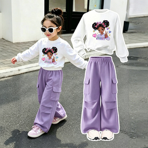Conjunto de Ropa para Niñas Pequeñas, Sudadera Blanca con Cuello Redondo y Estampado de Dibujos Animados, Pantalones Cargo, Ropa para Exteriores, Venta al Por Mayor - Product Image 1