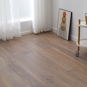 Parquet massif AVANTIMORA FSC multicouche en noyer noir lisse, qualité ABC, durable, avec joint mâle et femelle, planches de 15 mm de large, idéal pour les hôtels de luxe - Product Image 1