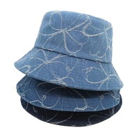 Topi Bucket Denim pria dan wanita, dengan pola garis bunga desain kartun untuk santai bersepeda memancing pelindung matahari