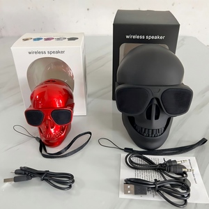 Mini Subwoofer Wireless 5.0 in Plastica con Design a Teschio, Potenza 5W, Controllo tramite App, Lettore Portatile con Slot per Schede per Altoparlante Domestico - Product Image 6