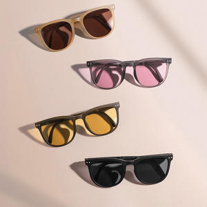 Lunettes <span class=keywords><strong>de</strong></span> <span class=keywords><strong>soleil</strong></span> polarisées pliables résistantes aux UV pour hommes et femmes pour transporter des lunettes compactes bon marché - Product Image 5