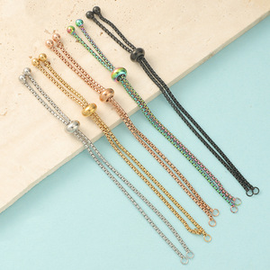 Pulsera Ajustable de Acero Inoxidable con Baño PVD de 18K y Cordón Cruzado en Varios Colores |   Cadena Ajustable de Moda para Mujer - Product Image 1