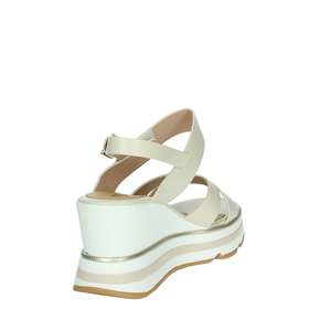 Sandalias de Plataforma con Cuña para Mujer, Modelo K-11021, Color Beige, Estilo Veraniego - Product Image 3