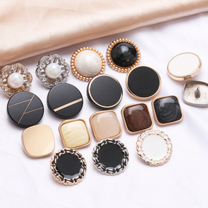 Bán Buôn Nickel-Miễn Phí Đổ Xô Kim Loại Rhinestone Hình Chữ Nhật/Kim Cương/Vuông Chân Nút Cho Thời Trang Ăn Mặc Túi Xách DIY Craft OEM - Product Image 3