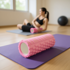 Rodillo de Yoga Clásico Rosa de 33x14cm - Palos y Bolas de Masaje - Product Image 3