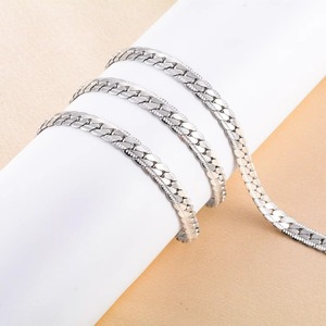 Cadena cubana plana de acero inoxidable en color oro y plata para hombre y mujer, collar de hip hop, regalo para fiestas, joyería de moda. - Product Image 3