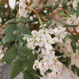 Ramillete de Lilas Artificiales de Estilo Nórdico Minimalista, Flores Silvestres Artificiales Realistas para Colgar en la Pared del Dormitorio, Estante de la Sala de Estar - Product Image 3