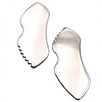 Outil de massage Gua Sha en acier inoxydable 304 en forme de lèvre, grattoir facial, plaque de grattage corporel, couteau de fascia musculaire, massage des tendons