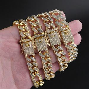 Bracelet Tennis Cœur Sertie de Diamants Plaqué Or, Bijoux de Luxe Hip Hop pour Femme, Bracelets Maillons Cubains en Diamants Baguette CZ Scintillants - Product Image 4