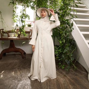 Col mandarin <span class=keywords><strong>décolleté</strong></span> structuré manchette évasée manches cloche Maxi plis coton blanc robes modestes - Product Image 1