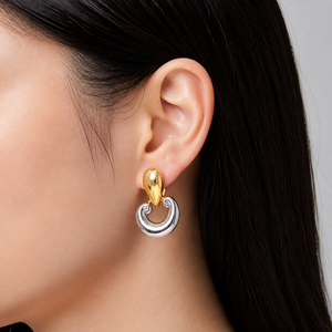 ต่างหูทรงหยดน้ำแบบเกลียวสองสี สแตนเลสสตีล ชุบทอง 14K แบบสุญญากาศ รูปทรงหยดน้ำและพระจันทร์เสี้ยว เครื่องประดับที่โดดเด่น - Product Image 5