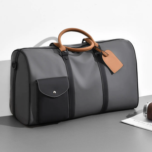 メーカー製PUレザーダッフルバッグ メンズ ジム 旅行 多機能収納 強化ステッチ 広々とした内装 - Product Image 2