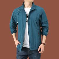 Neue Modische Schnelltrocknende Atmungsaktive Jacke für Herren, Lässiger Stehkragen-Mantel mit Taschen, Einfarbige Outdoor-Sportbekleidung