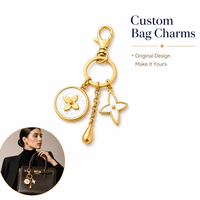 Colgante de Oro Personalizado para Bolso, Múltiples Dijes (Flor, Estrella, Lágrima), con Cierre de Langosta, para Bolsos y Carteras, Venta al por Mayor, Regalo Personalizado, MOQ Bajo