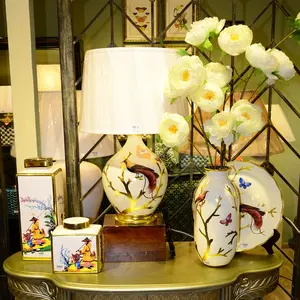 Lampu Meja Keramik Desain Atas, Lampu Meja Bunga dan Burung Tiongkok Baru