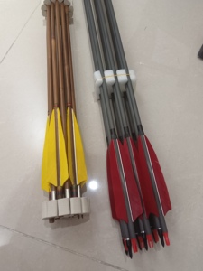 Tiro con l'arco freccia di carbonio puro 250 ~ 1300sp piuma di tacchino spina dorsale puro carbonio Arros all'ingrosso - Product Image 3