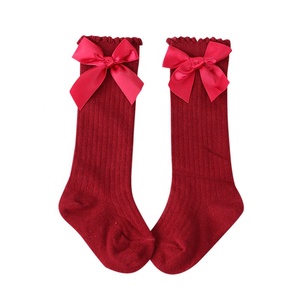 Bán Buôn 5 Màu Sắc Rắn Ruffle Vớ Dài Đầu Gối Cao Cotton Đan Sơ Sinh Ấm Cúng Gân Trẻ Em Bé Cô Gái Vớ Với Cung - Product Image 2