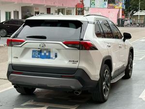 Vente en gros de voitures Toyota <span class=keywords><strong>Rav</strong></span> <span class=keywords><strong>4</strong></span> neuves et d'occasion, RAV4 5 places, 2021, <span class=keywords><strong>2022</strong></span>, 2023, 2024, <span class=keywords><strong>RAV</strong></span>-<span class=keywords><strong>4</strong></span> AWD, voiture à essence d'occasion - Product Image 4