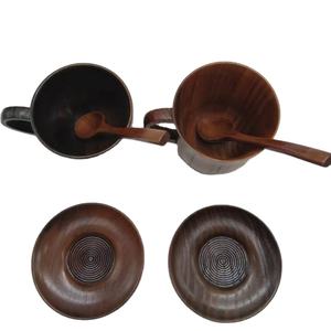 2024 Sour Jujube Standard Set de six tasses en bois à la mode avec soucoupes et cuillères porte-boissons - Product Image 2