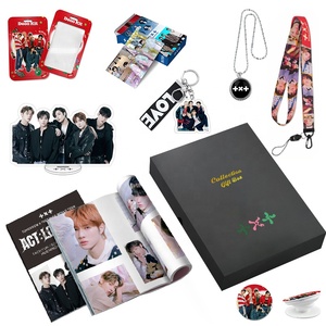 <span class=keywords><strong>BTS</strong></span> STRAY Star Periférico Tapa dura Caja de regalo grande Álbum de fotos de estrellas Tarjeta de colección de tarjetas de pie - Product Image 4